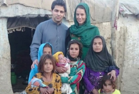 Dr Waheed Arian: The refugee who treats Afghans via Skype
